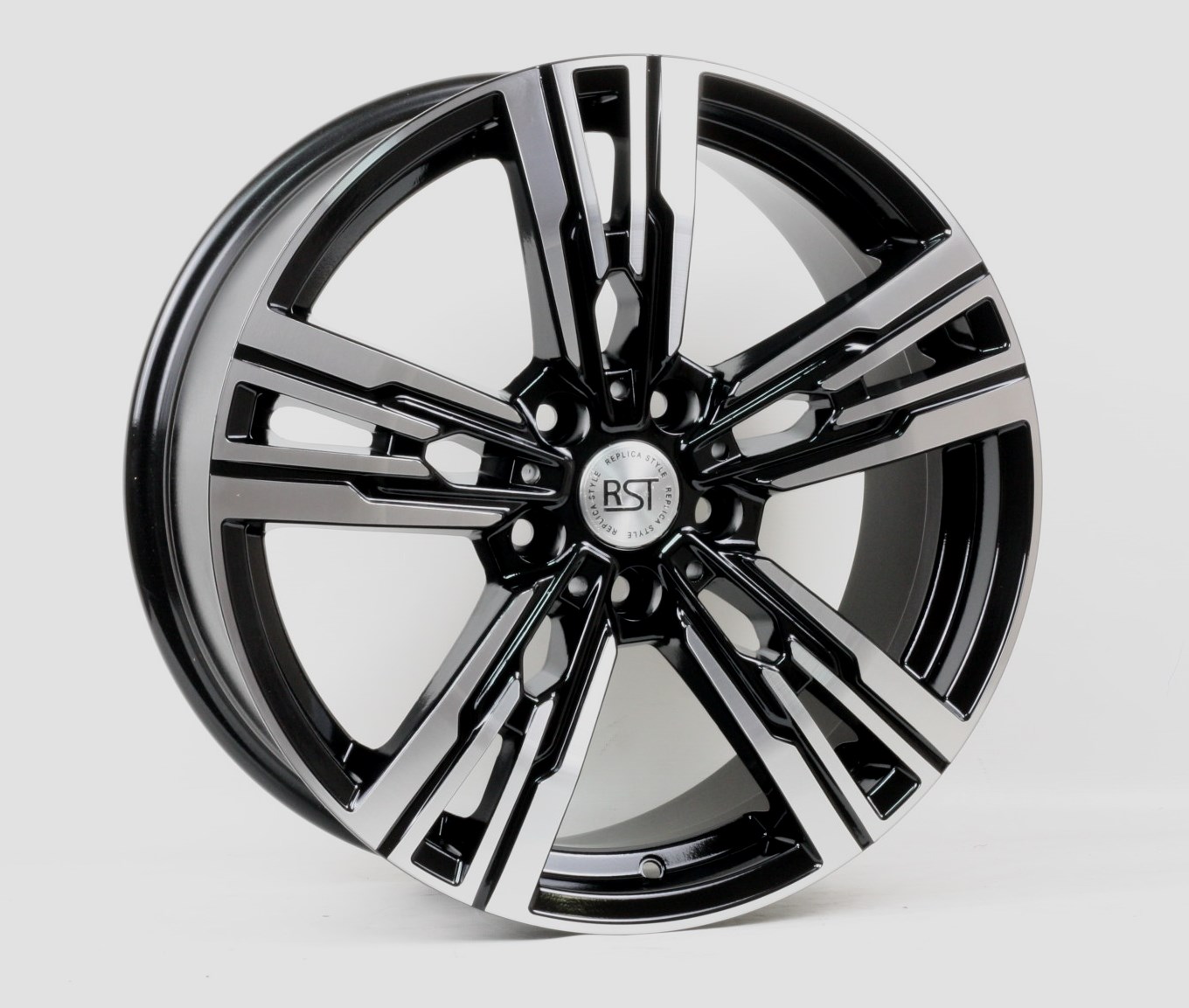 RST R228 8,0x18 5x114,3 ET50 D60,1 BD